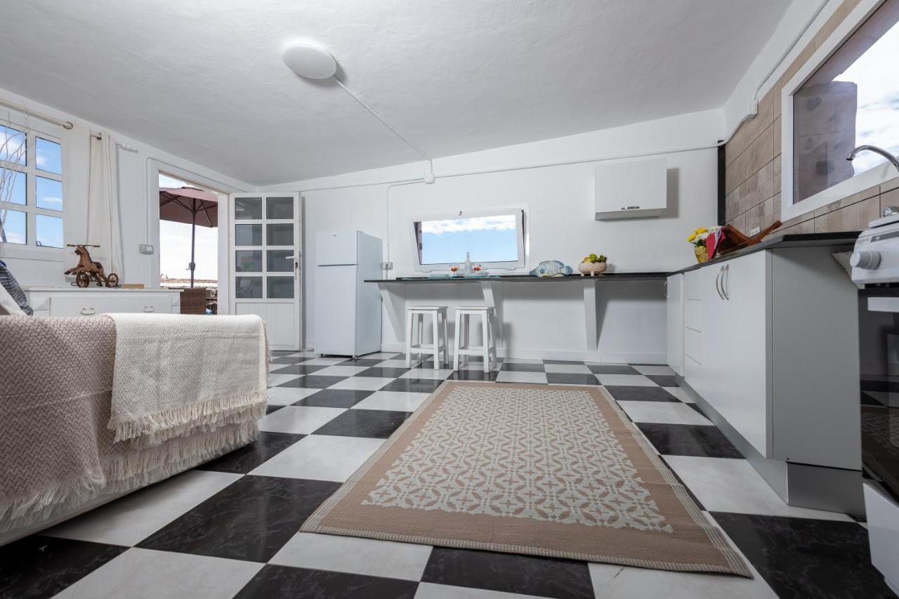 Apartment Vista Paraiso, Sea Breeze Facing The Sea *