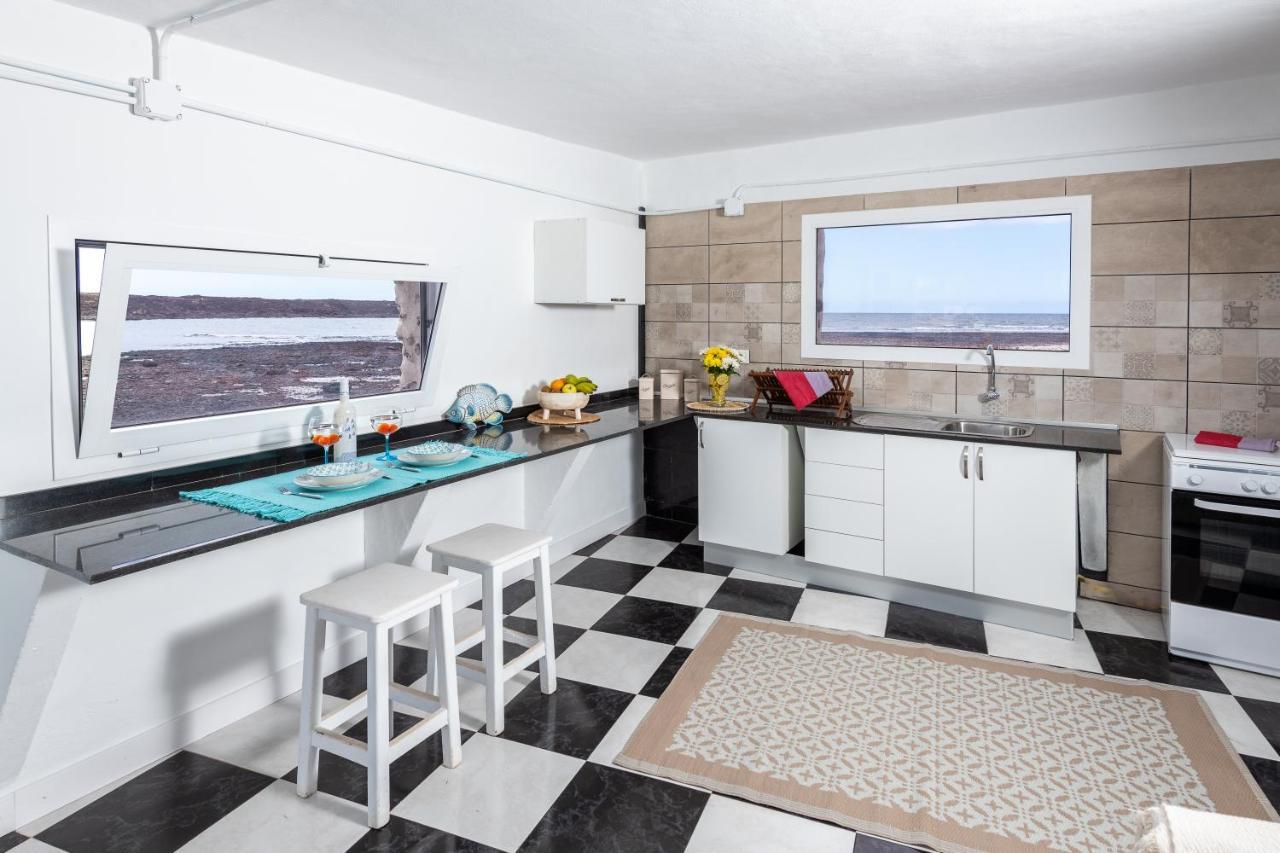 Apartment Vista Paraiso, Sea Breeze Facing The Sea La Oliva